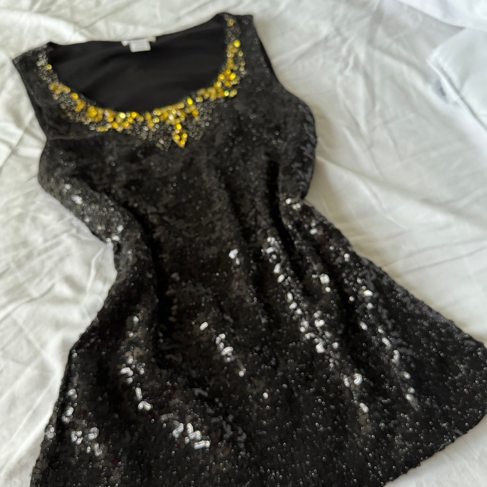 Vintage Y2K 2000s Cache Sequin Top Small Black Gemstone Embellished Neckline - Picture 8 of 8